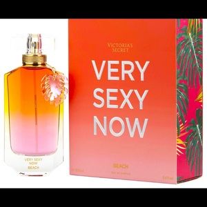 Victoria’s Secret. Very Sexy Now Perfume.Beach